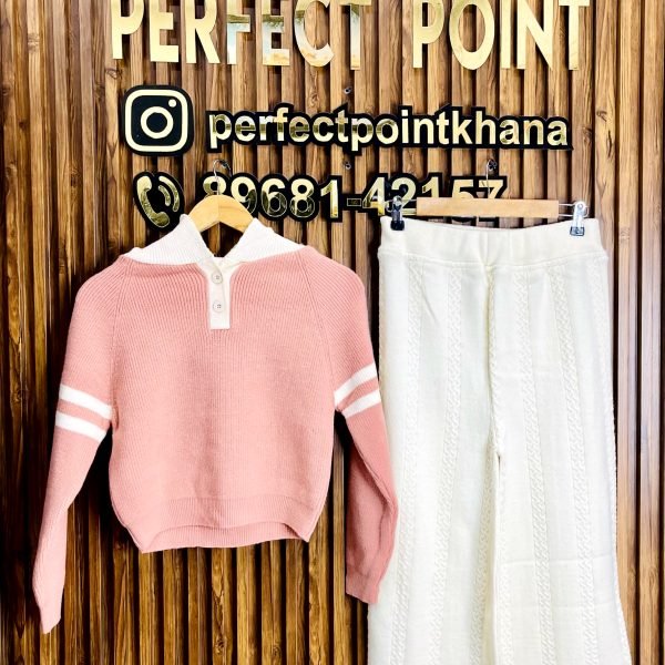Lining Top With Neeted Qlotes