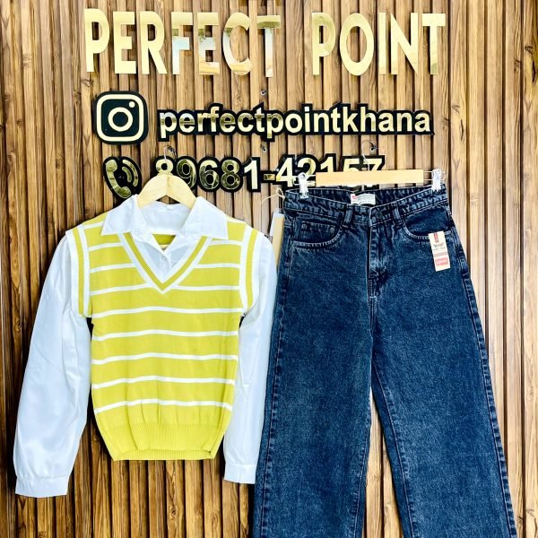 Korean Broad Lines Tops With Jeans